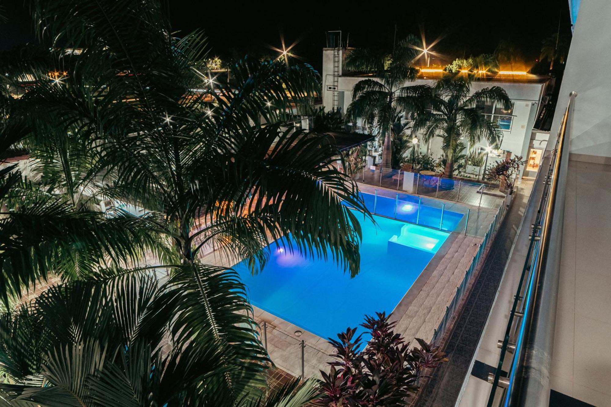 Hotel El Aeropuerto San José del Guaviare エクステリア 写真