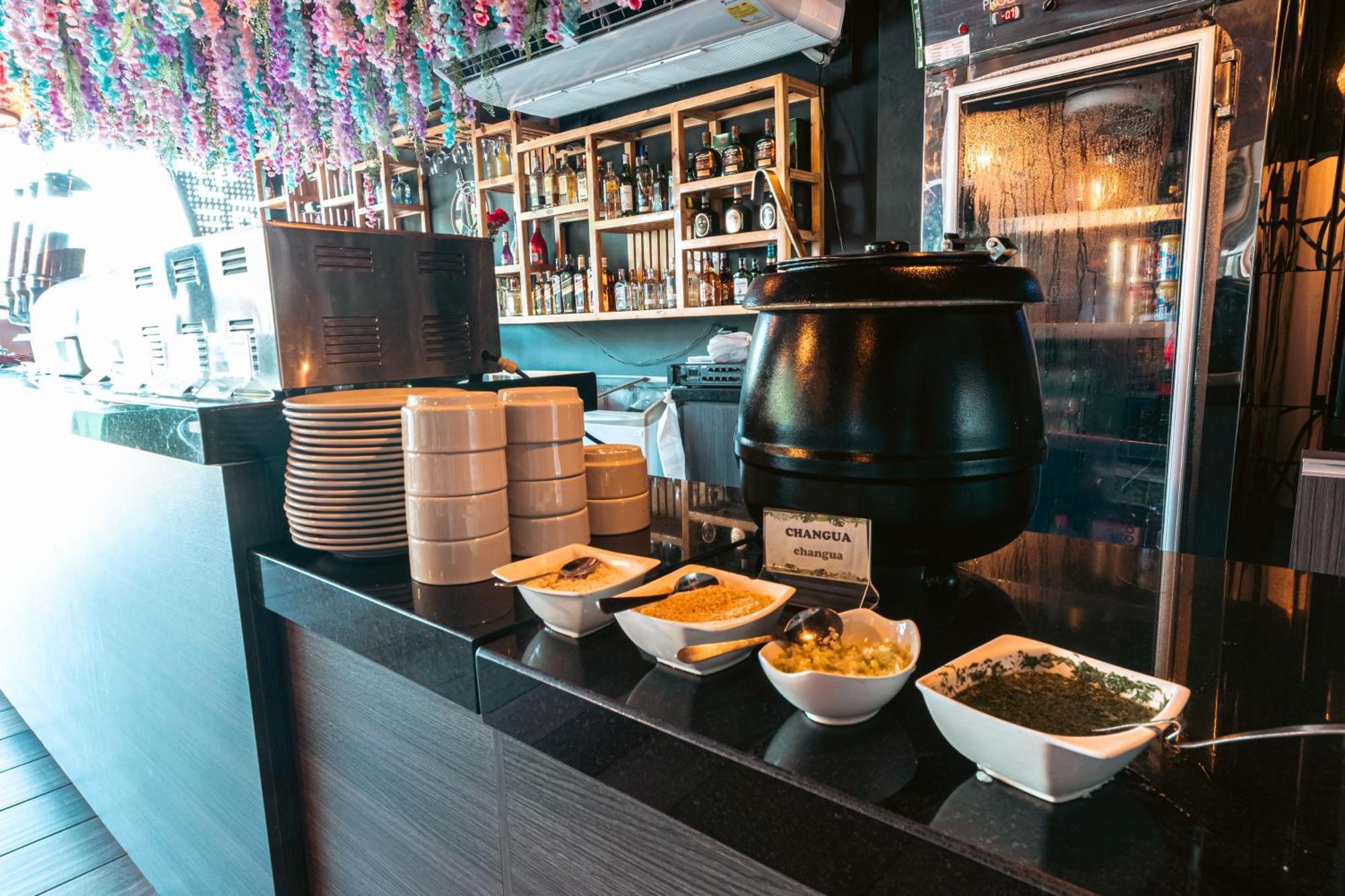 Hotel El Aeropuerto San José del Guaviare エクステリア 写真